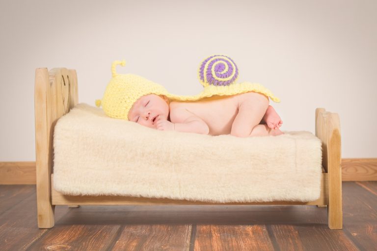 cloth diaper benefits- cloth diaper pros and cons